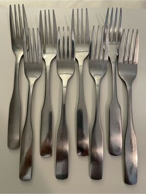 Vintage Superior Stainless Newbriton Dinner Forks Set Of 8